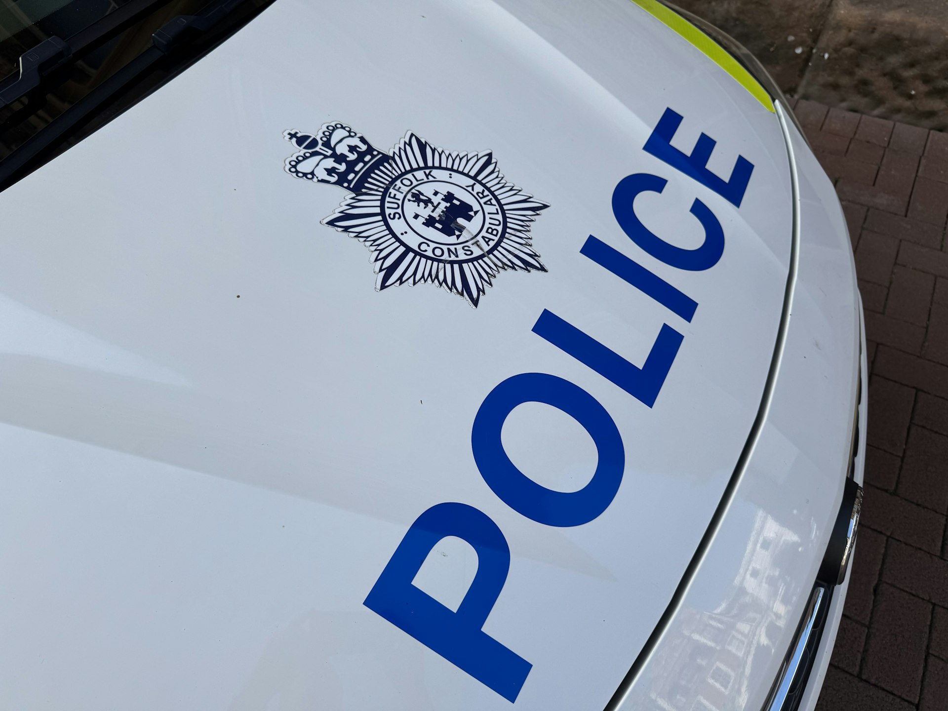 The bonnet of a Suffolk Constabulary police car